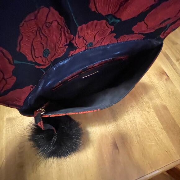 Anthropologie Monserat de Lucca Floral Poppy Envelope Clutch Fur Pom Pon - Picture 11 of 12